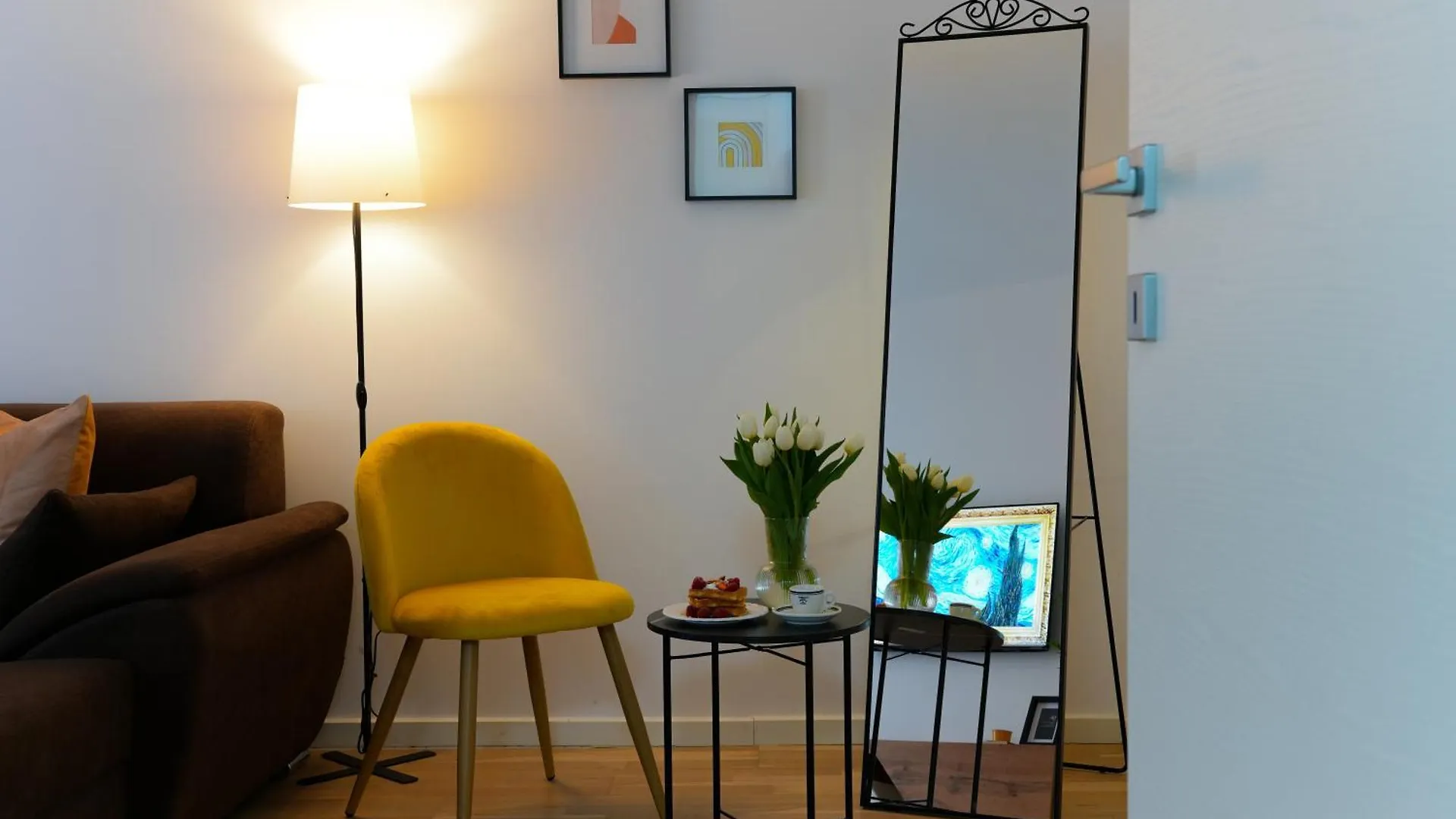 Amalia - Quiet 1Br Apartment With Parking & Wi-Fi Bucharest