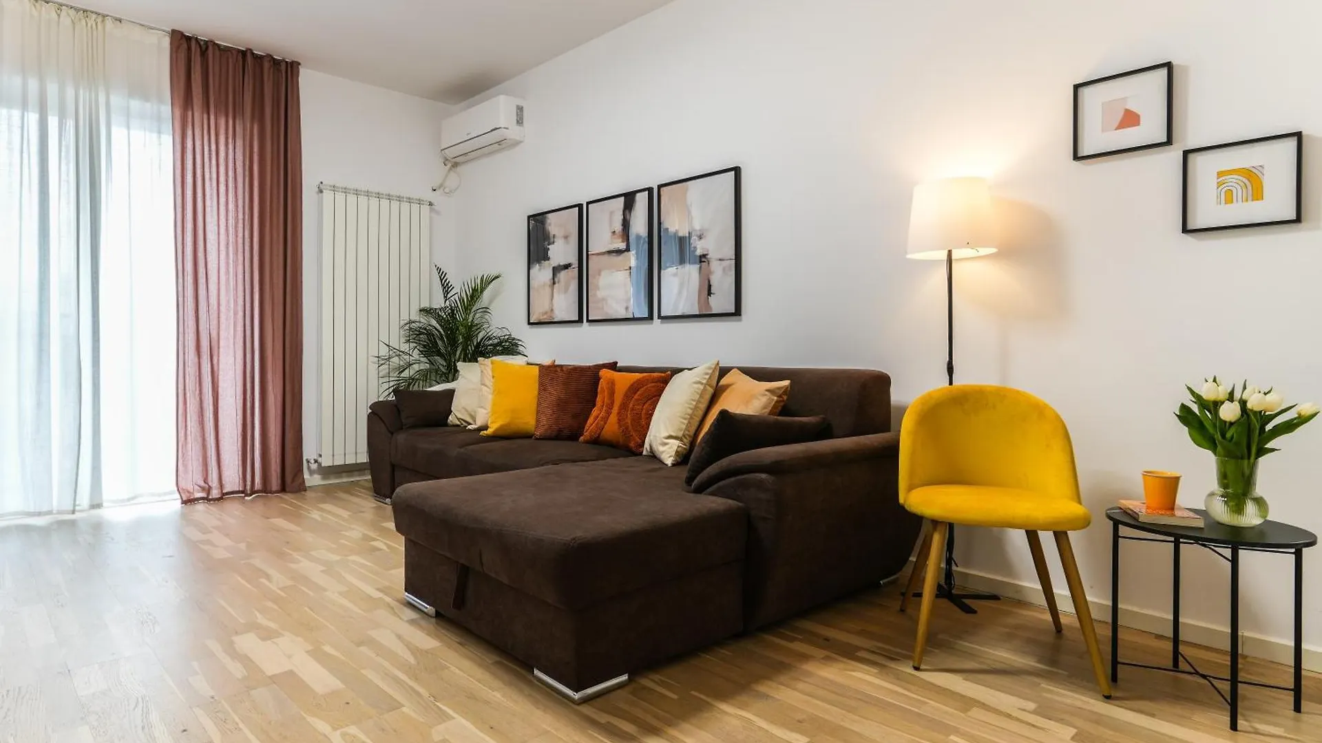 Amalia - Quiet 1Br Apartment With Parking & Wi-Fi Bucharest