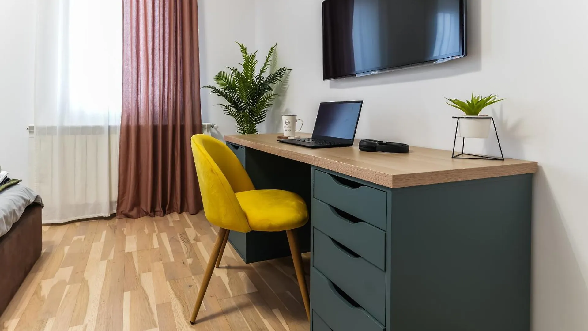 Amalia - Quiet 1Br Apartment With Parking & Wi-Fi Bucharest