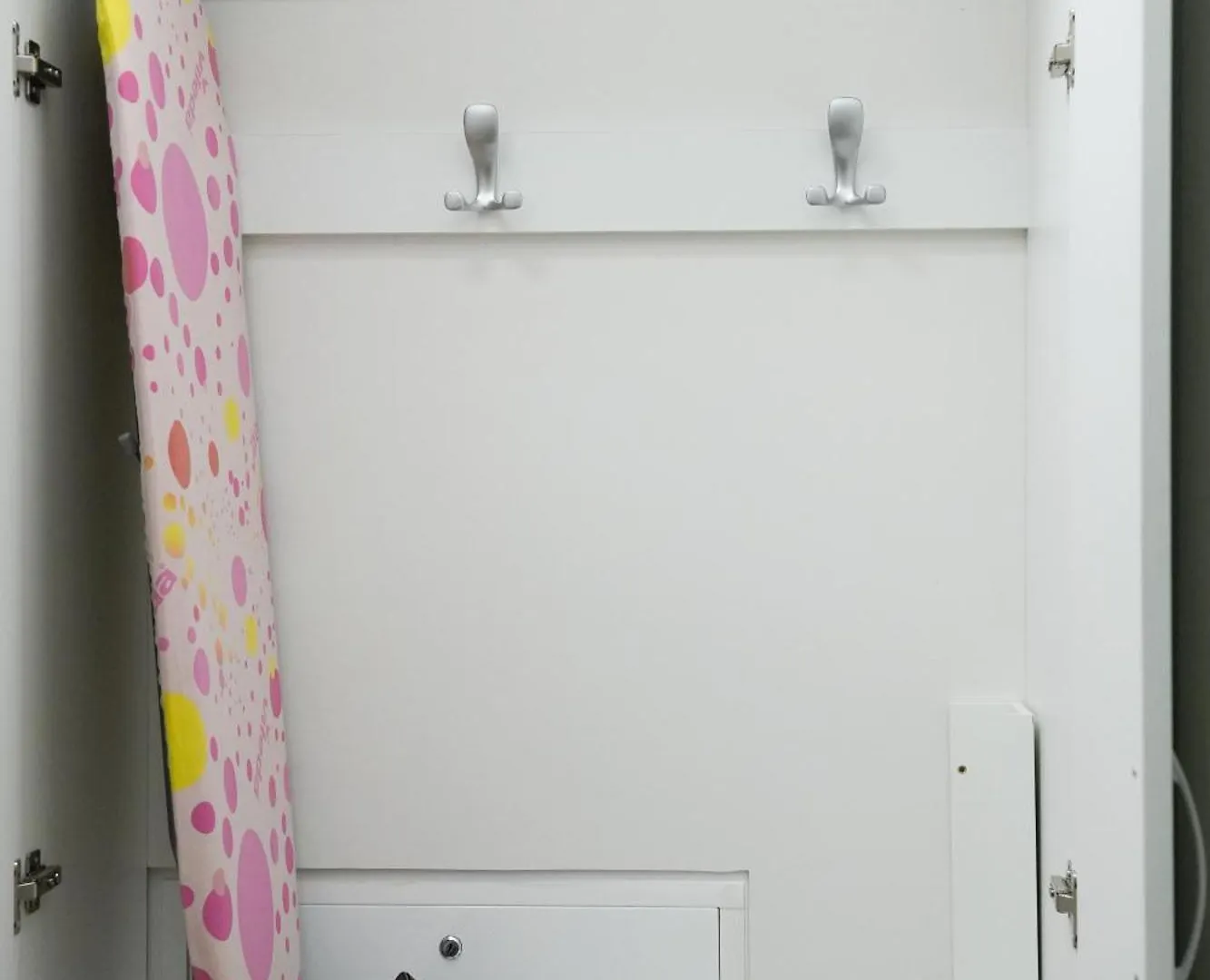 Amalia - Quiet 1Br Apartment With Parking & Wi-Fi Bucharest