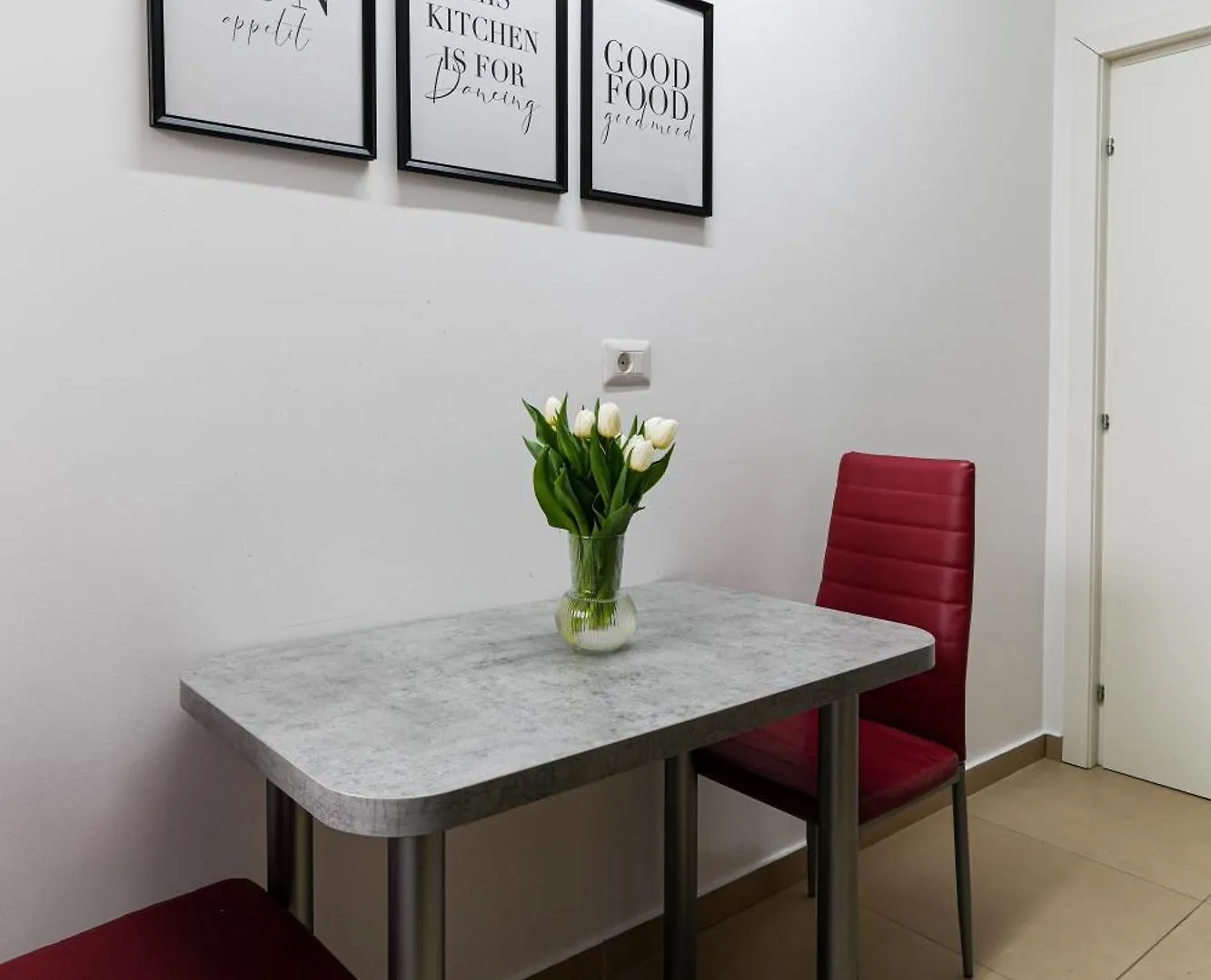 Amalia - Quiet 1Br Apartment With Parking & Wi-Fi Bucharest Romania